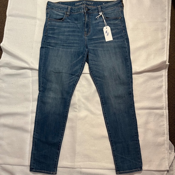 American Eagle Next Level Stretch Jegging  Size 16 - Picture 1 of 7